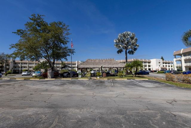 6850 Royal Palm Boulevard 212, Margate, FL 33063