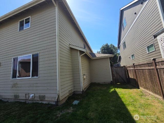 8011 134th Street Ct E, Puyallup, WA 98373