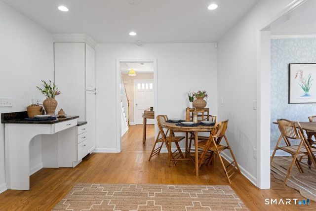 25 Devon Road, Darien, CT 06820