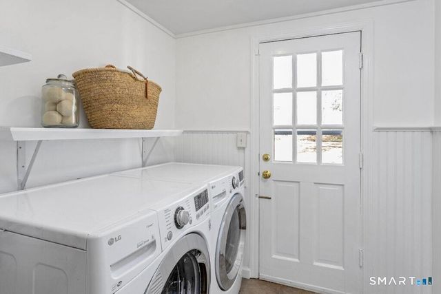 25 Devon Road, Darien, CT 06820