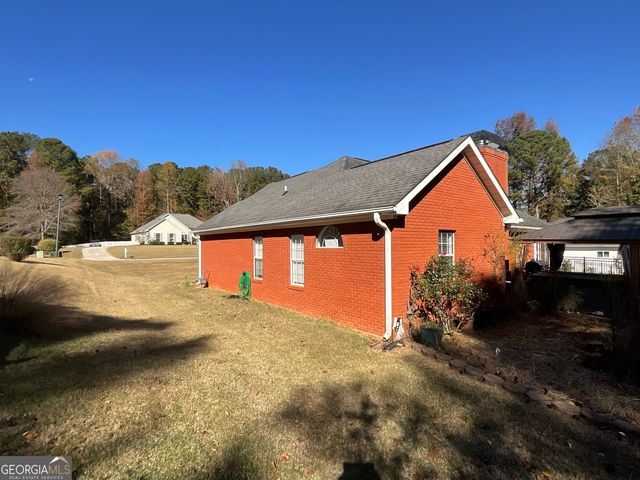 45 Riverside Walk, Sharpsburg, GA 30277