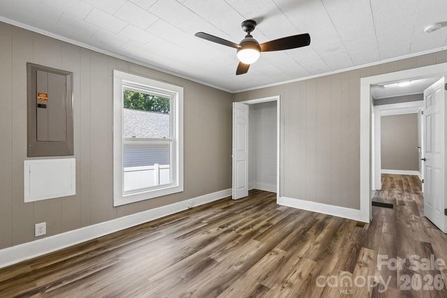 408 E Park Avenue, Gastonia, NC 28054