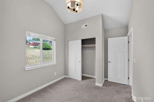 141 E Allynview Drive, Allyn, WA 98524
