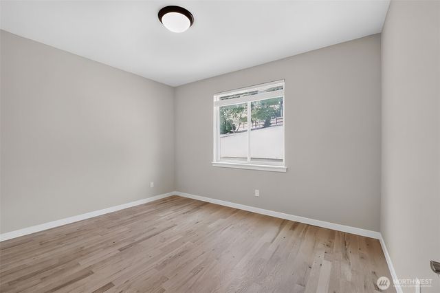 141 E Allynview Drive, Allyn, WA 98524
