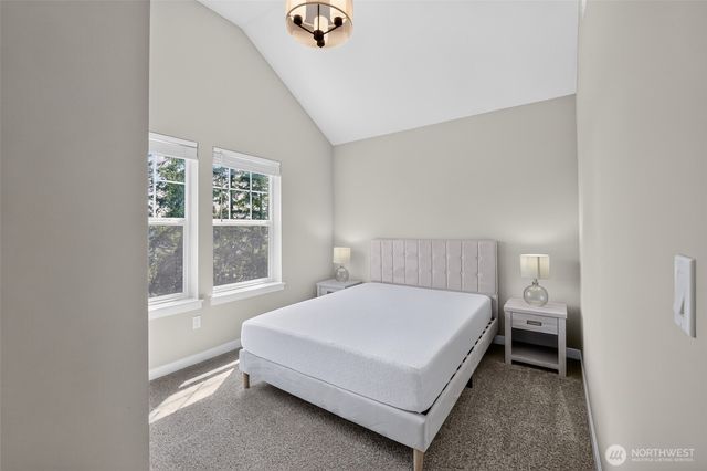 141 E Allynview Drive, Allyn, WA 98524