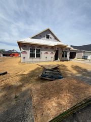 6703 Palm Drive, Evansville, IN 47715