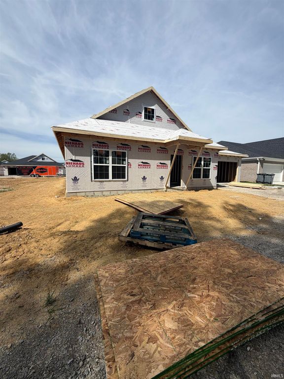 6703 Palm Drive, Evansville, IN 47715