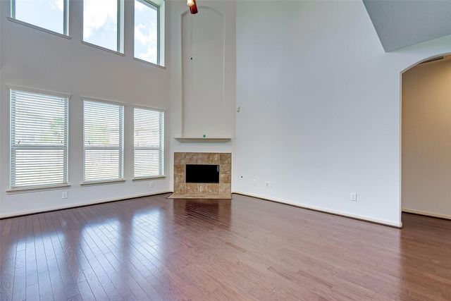 79 W Lasting Spring Circle, Spring, TX 77389