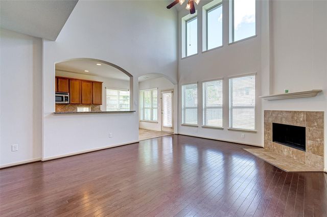 79 W Lasting Spring Circle, Spring, TX 77389