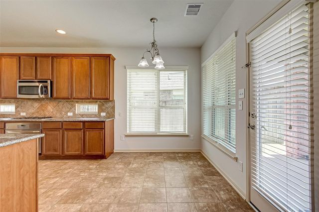 79 W Lasting Spring Circle, Spring, TX 77389