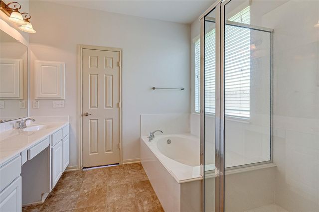79 W Lasting Spring Circle, Spring, TX 77389