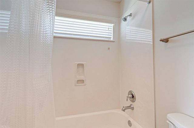 79 W Lasting Spring Circle, Spring, TX 77389