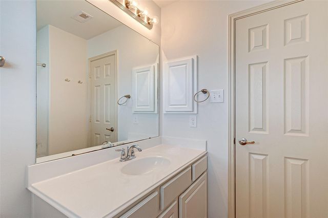 79 W Lasting Spring Circle, Spring, TX 77389