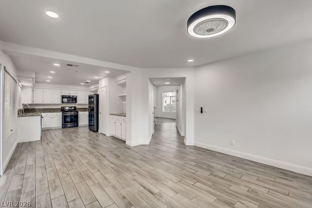 1601 Vespertina Court, Las Vegas, NV 89128