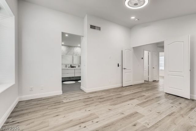 1601 Vespertina Court, Las Vegas, NV 89128