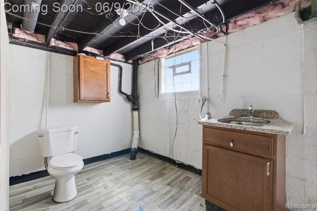 21934 Linwood Avenue, Eastpointe, MI 48021