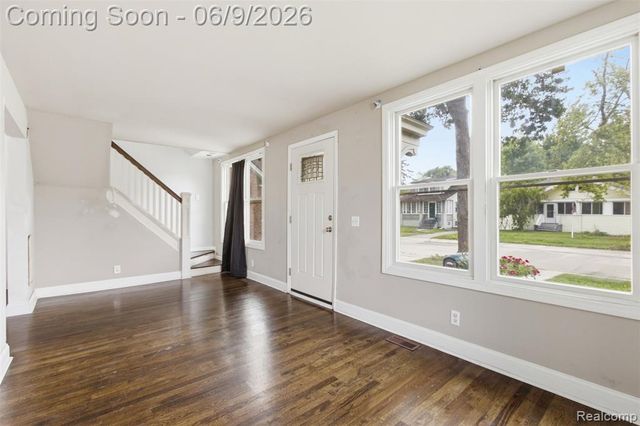 21934 Linwood Avenue, Eastpointe, MI 48021