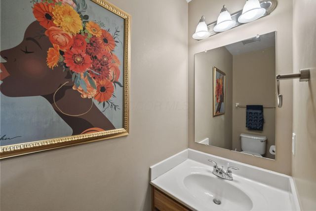 8567 Old Field Birch Drive, Blacklick, OH 43004