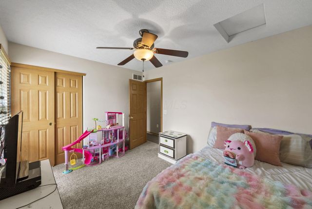 8567 Old Field Birch Drive, Blacklick, OH 43004