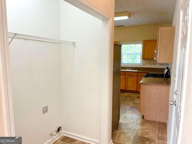 960 Millrace Way, Sugar Hill, GA 30518