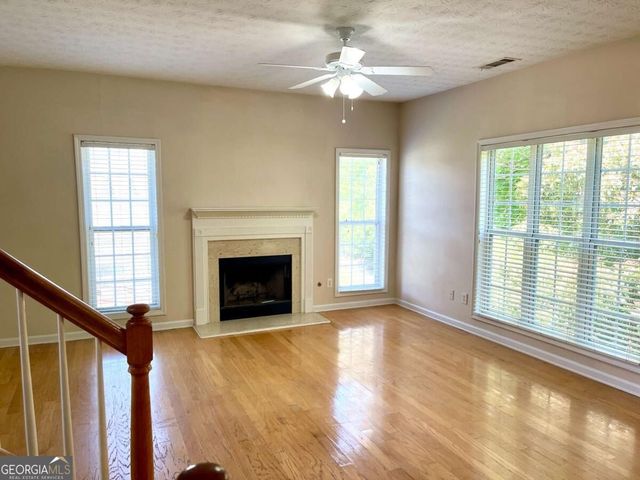 960 Millrace Way, Sugar Hill, GA 30518