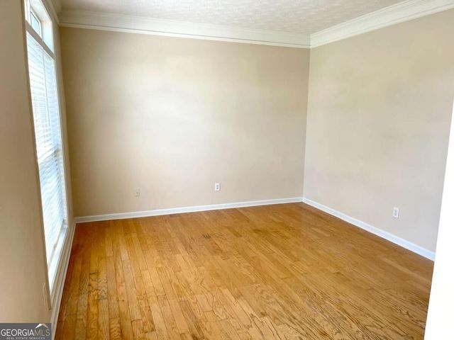 960 Millrace Way, Sugar Hill, GA 30518