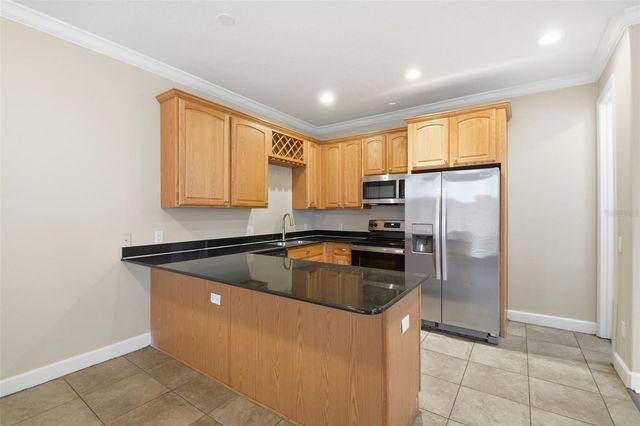 211 S WESTLAND AVENUE 1, Tampa, FL 33606