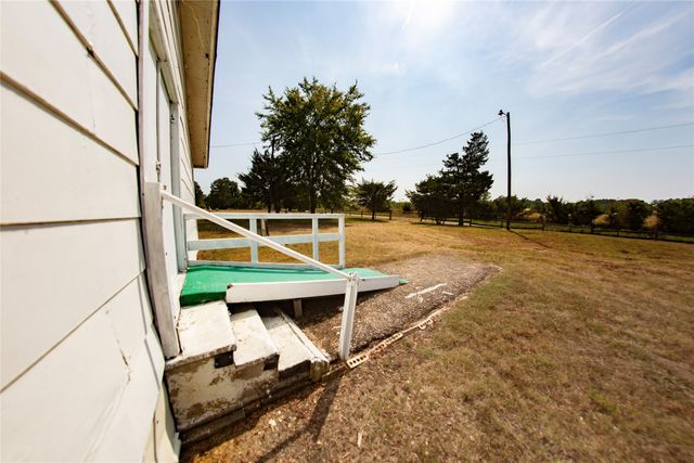 6200 County Rd 42200 Road, Paris, TX 75462
