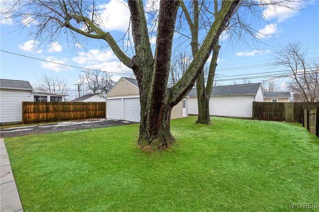 185 Parkedge Avenue, Tonawanda, NY 14150