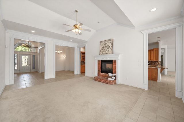 1013 Brook Arbor Drive, Mansfield, TX 76063