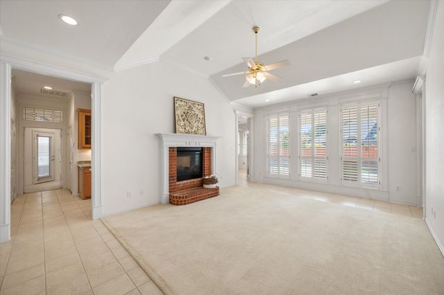 1013 Brook Arbor Drive, Mansfield, TX 76063