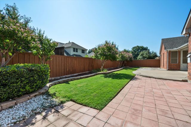 1013 Brook Arbor Drive, Mansfield, TX 76063