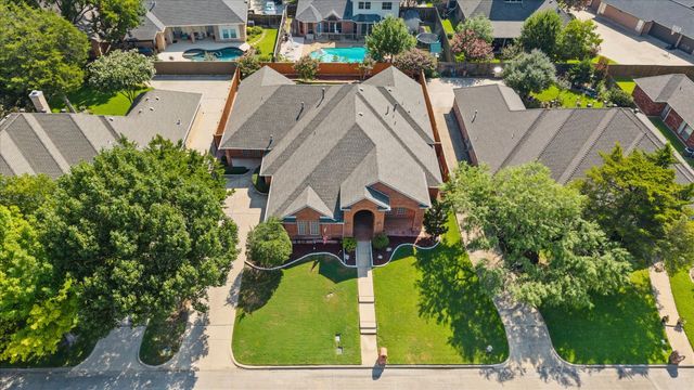 1013 Brook Arbor Drive, Mansfield, TX 76063