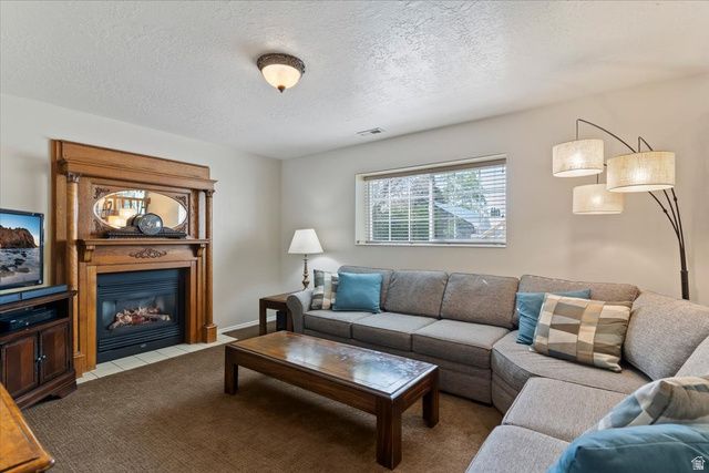 2172 E 2050 N, Layton, UT 84040
