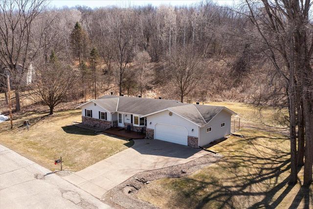 4106 Cardinal LANE, La Crosse, WI 54601