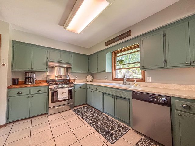 797 Circle DRIVE, Hustisford, WI 53034