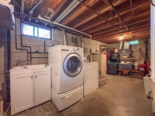 797 Circle DRIVE, Hustisford, WI 53034