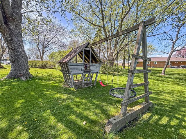 797 Circle DRIVE, Hustisford, WI 53034