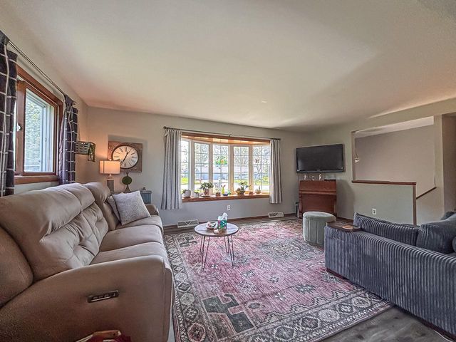 797 Circle DRIVE, Hustisford, WI 53034