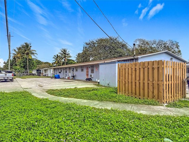 3291 NW 132nd Ter 5, Opa-locka, FL 33054