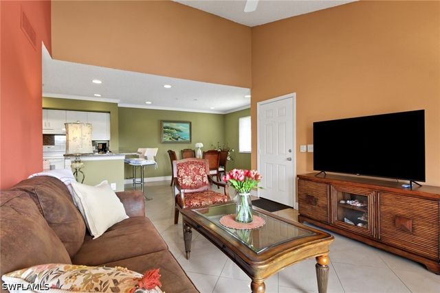 1195 Wildwood Lakes BLVD 202, Naples, FL 34104
