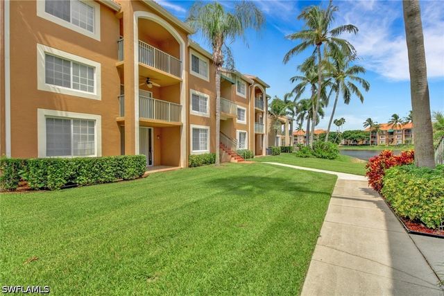 1195 Wildwood Lakes BLVD 202, Naples, FL 34104