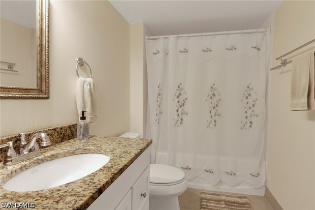 1195 Wildwood Lakes BLVD 202, Naples, FL 34104