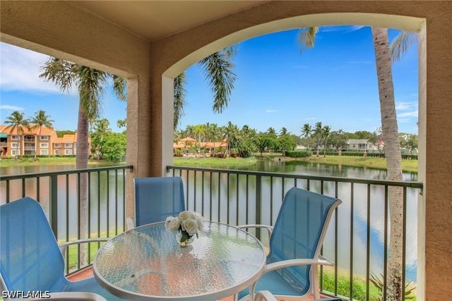 1195 Wildwood Lakes BLVD 202, Naples, FL 34104