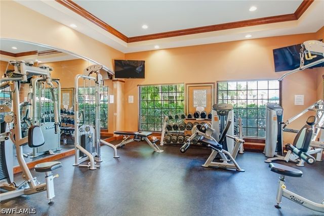 1195 Wildwood Lakes BLVD 202, Naples, FL 34104