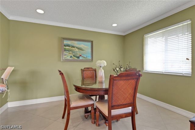 1195 Wildwood Lakes BLVD 202, Naples, FL 34104