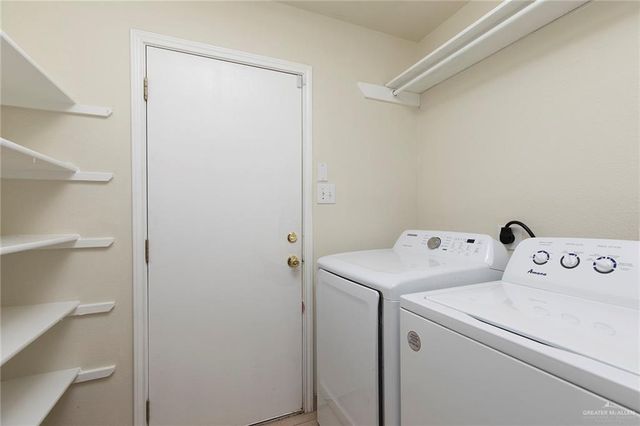 1914 Linsay Boulevard, Edinburg, TX 78539