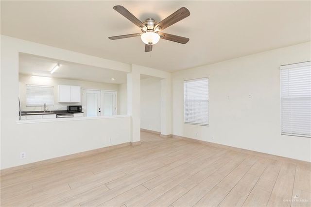 1914 Linsay Boulevard, Edinburg, TX 78539