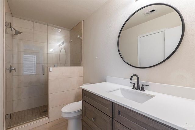 1914 Linsay Boulevard, Edinburg, TX 78539