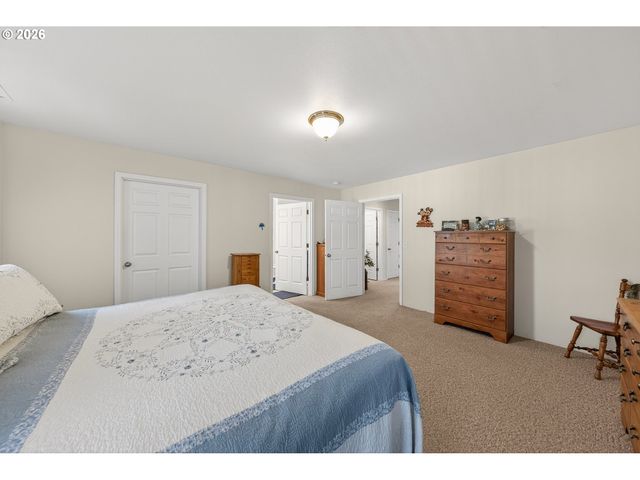 101 PLEASANT VIEW Loop, Roseburg, OR 97471